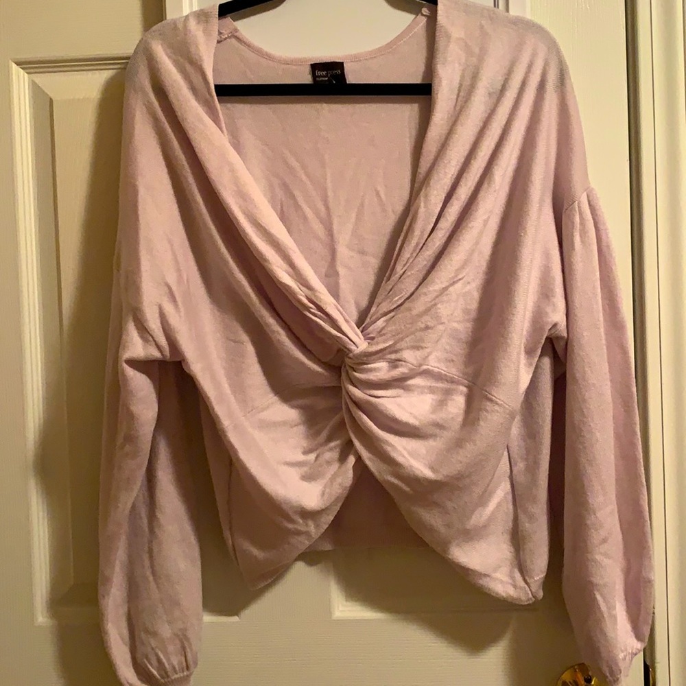 Women’s knot sweater